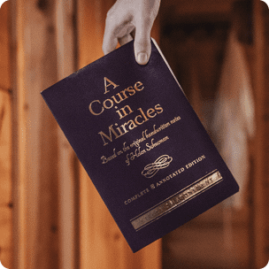 A Course in Miracles the complete annotated addition