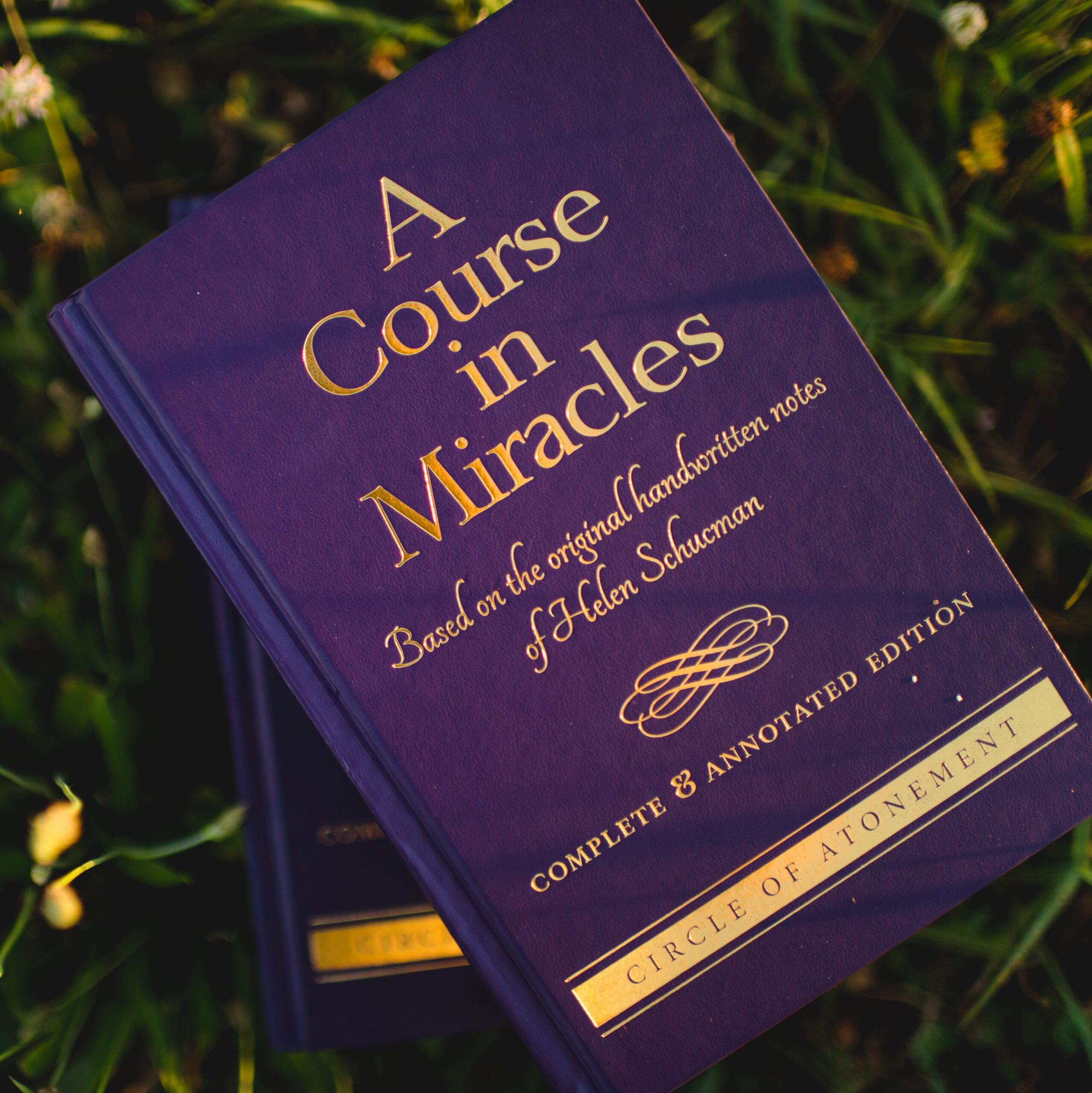 A Course in Miracles Complete and Annotated Edition